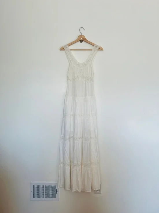 Frankies Bikinis Dakota Maxi Dress White Lace Tiered Romantic Cottagecore Boho S - Picture 4 of 11